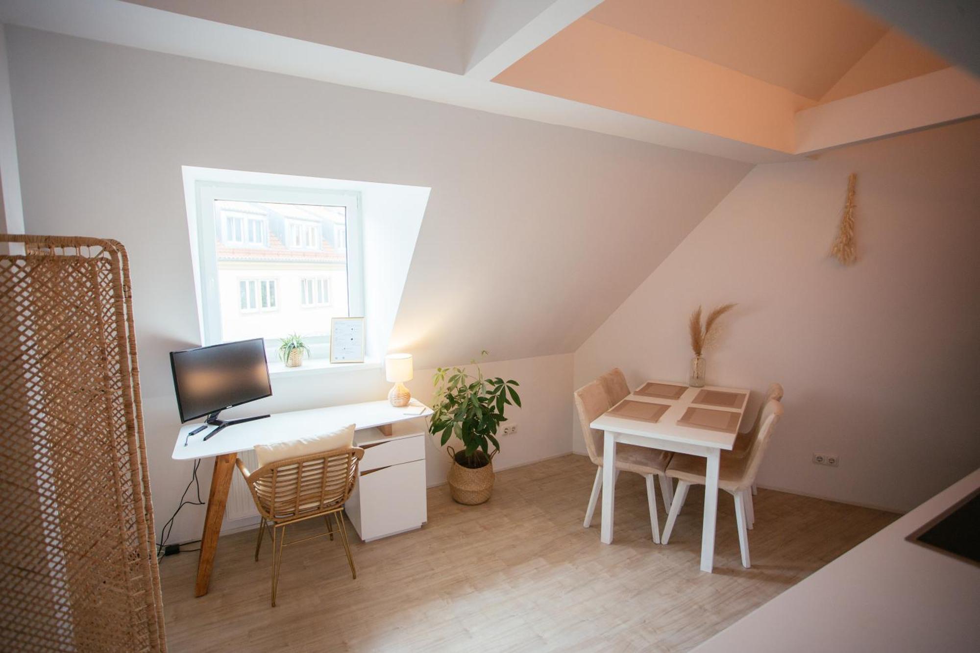 Jama - Altstadt, Wlan, Arbeitsplatz, Modern Boho #3 *